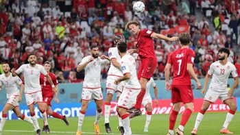 En el grupo de Francia, Dinamarca y Túnez debutaron con un magro empate sin goles