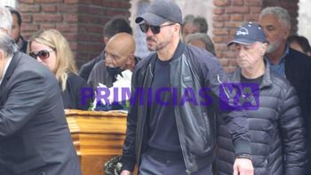 Diego Cholo Simeone llevó el cajón de su padre hasta el panteón Nuestra Señora de la Merced, donde descansarán sus restos a partir de ahora.&nbsp;