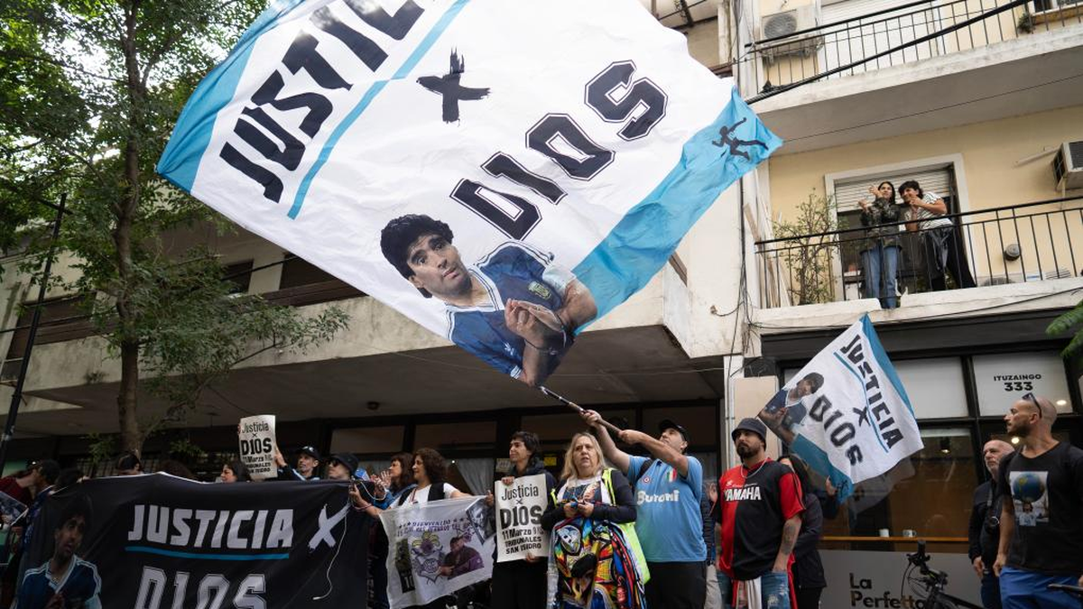 Declararán dos médicos que se opusieron a la internación domiciliaria.