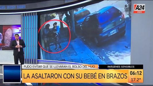 Quilmes: así motochorros roban a una mujer con su bebé