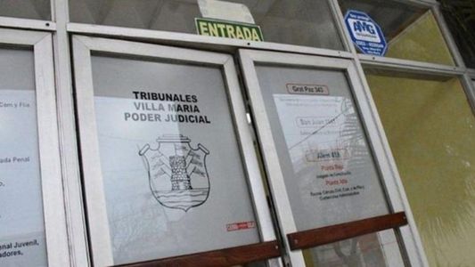 Indignante: abusó de una menor y tenía pornografía infantil, pero le dieron solo un año y medio de prisión