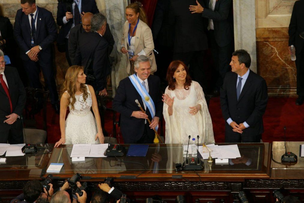 Maradona, Alberto, Cristina, Massa y la exacerbada fascinación por el poder