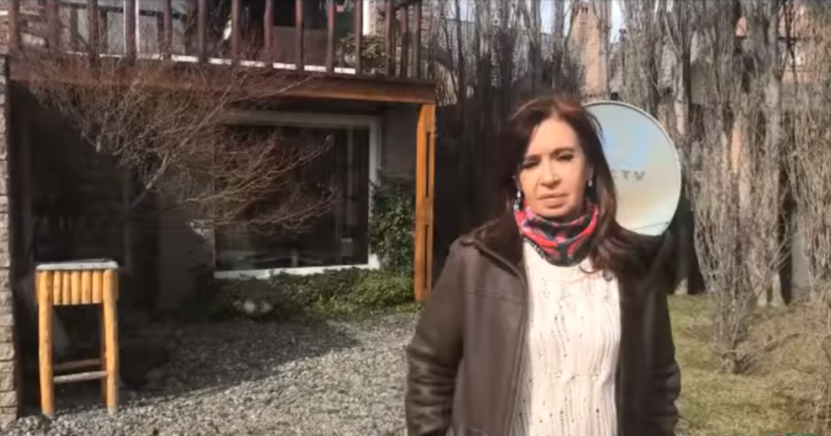 Días agitados para Cristina Kirchner: hoy declara en la causa de la ruta del dinero K