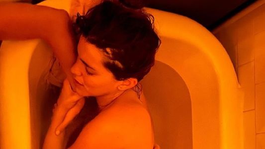 Calu Rivero publicó fotos del parto de su hijo Tao y le escribió una conmovedora carta a su partera