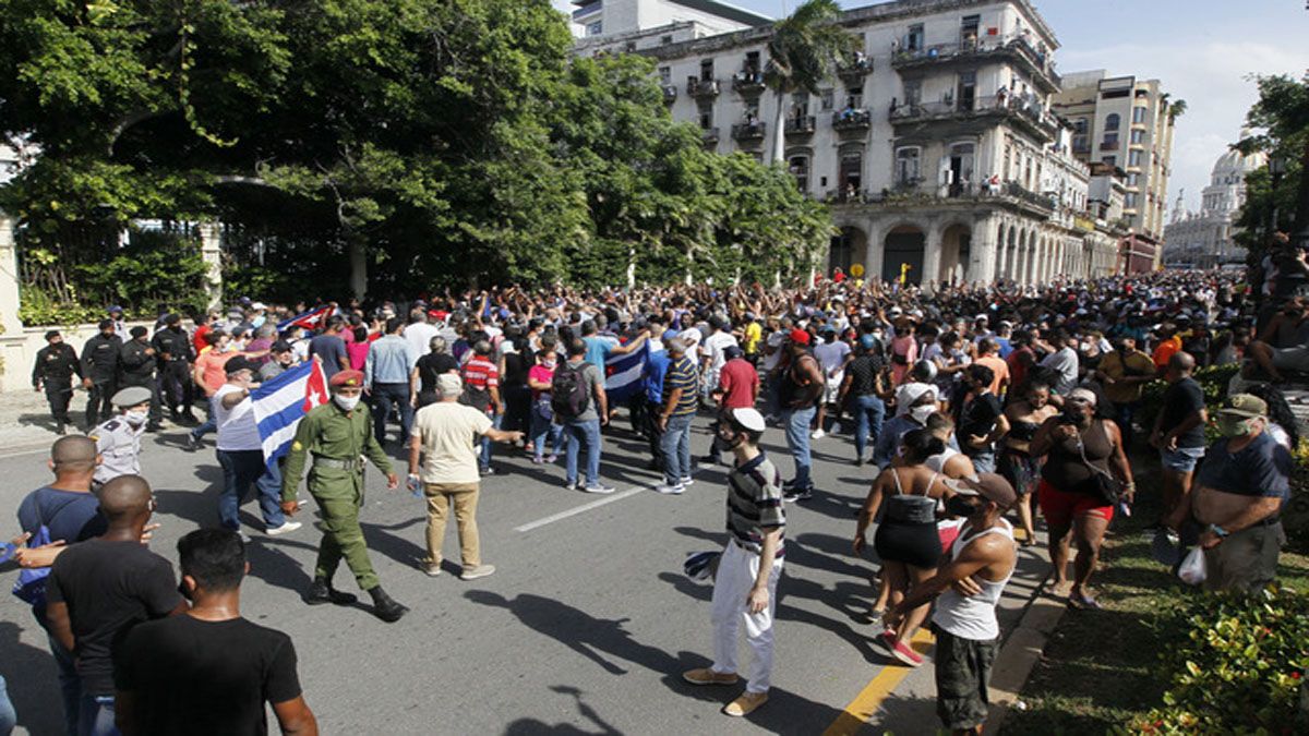 Un grupo de manifestantes a favor del gobierno