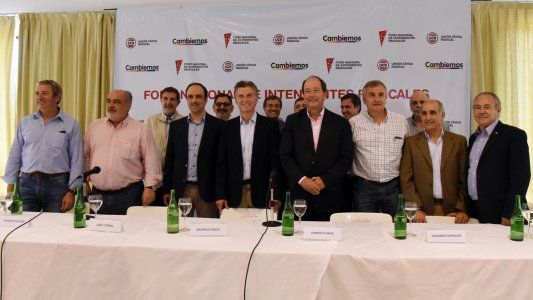 Fuertes cruces entre el PRO y la UCR por el método de designación del candidato a vice