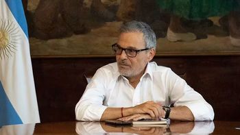 Ola de dengue: el particular calificativo que usó el Gobierno para defender al ministro de Salud