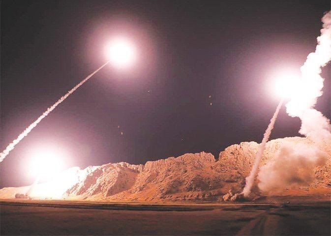 Crece la tensión: al menos doce misiles cayeron sobre dos bases militares norteamericanas en Irak