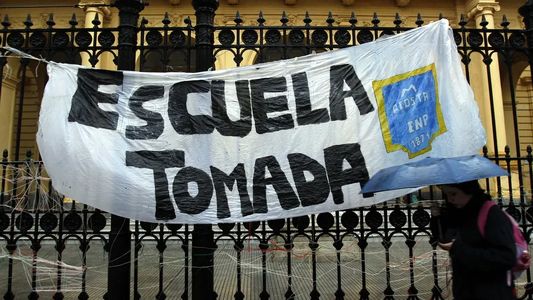 Tomas de escuelas: la carta documento que el Gobierno porteño envío a los padres de los alumnos
