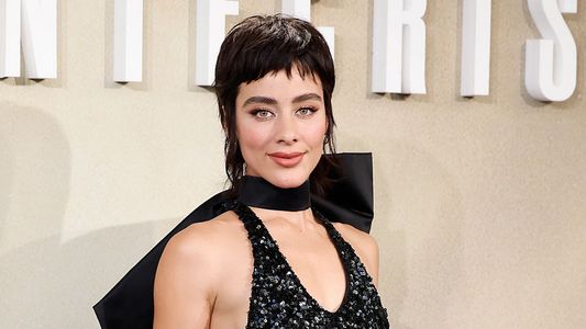 Netflix tiene la serie con escenas más subidas de tono que está arrasando y no la vas a poder dejar