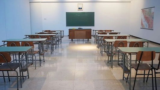 Suspenden las clases el próximo viernes y las escuelas permanecen cerradas en todo el país por 3 días