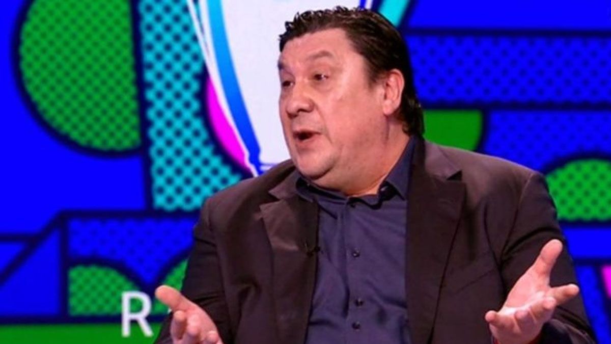 El comentario discriminatorio del Mono Burgos contra un futbolista que le costó su trabajo