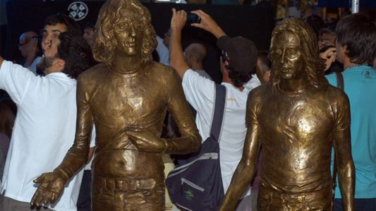 Merecido homenaje | Charly, Nito y Sui Géneris ya son de bronce