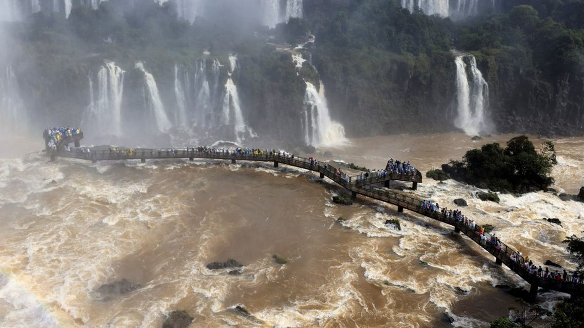 La decisi&oacute;n fue anunciada por autoridades de la Administraci&oacute;n de Parques Nacionales (APN) y representantes de la empresa concesionaria Iguaz&uacute; Argentina S.A. (Foto: Reuters)