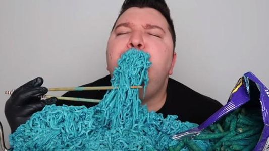 El youtuber Nikocado Avocado tiene pack en OnlyFans