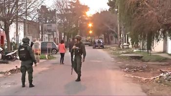 Sigue la violencia narco en Rosario: atacaron a tiros una parroquia donde también funciona un comedor