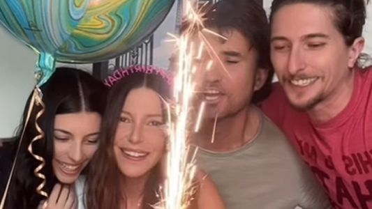 El video del emotivo festejo de cumpleaños de Mónica Ayos en México: La vida...