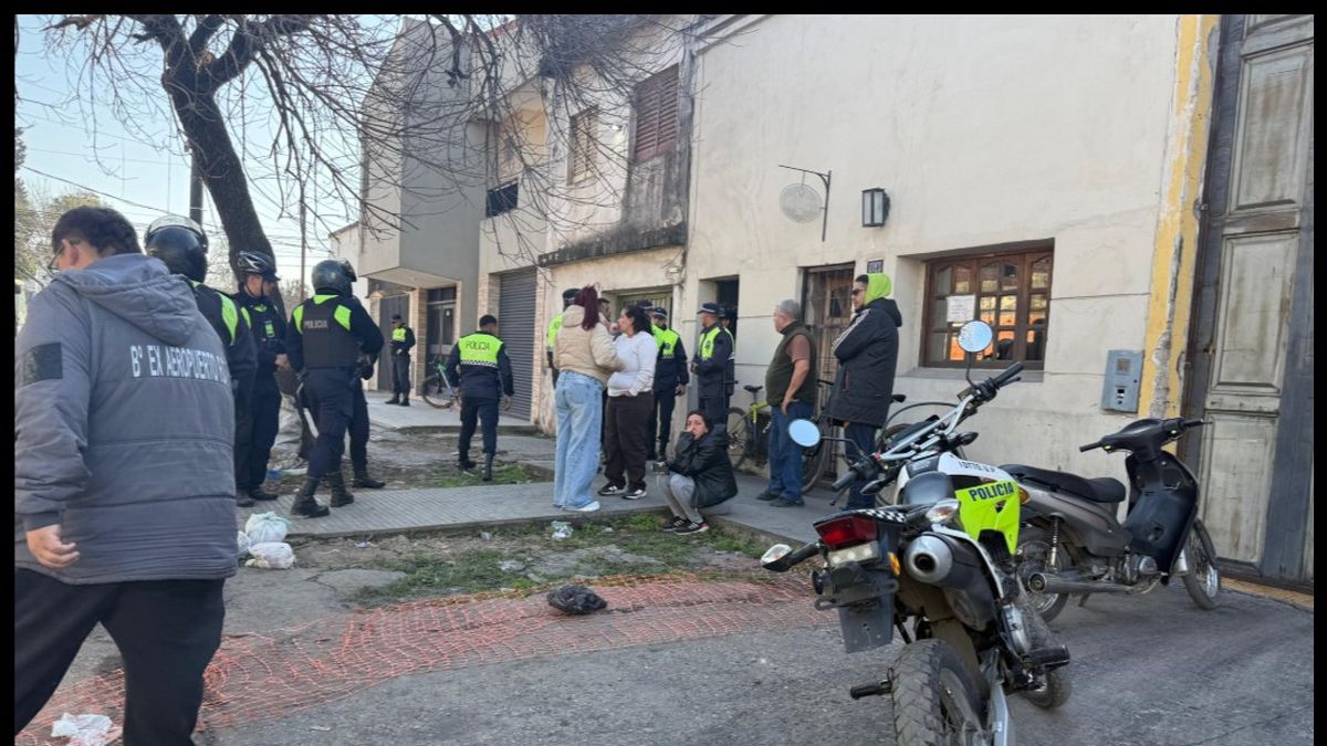 Qué dice la carta que dejó el hombre que habría matado a su hijo de 8 años. (Foto: César Juárez en X)