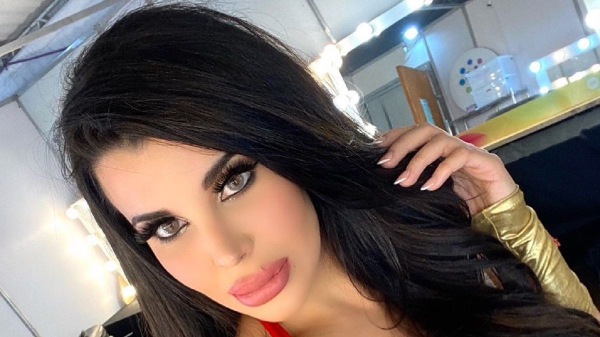 Charlotte Caniggia se animó a un trío sexual en el reality mexicano  Acapulco Shore