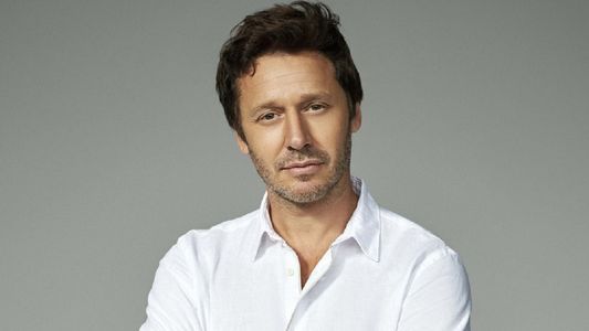 Benjamín Vicuña se enojó e interrumpió una entrevista: Tengo que terminar esto