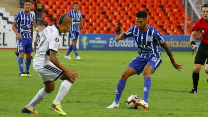 El Godoy Cruz de Bernardi no pudo con el duro Olimpia paraguayo y terminó 0-0