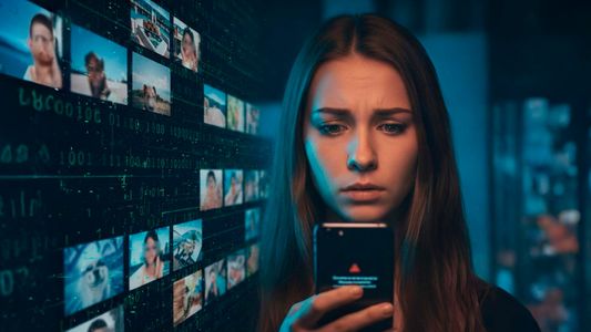 ¿Te hackearon? El sitio que revela si tus fotos personales están publicadas en Internet