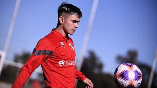 Santiago López tomó una importante decisión que repercutirá en su futuro en Independiente: ¿renueva o se va?