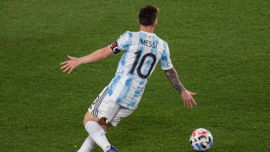 La bola lenta: la carambola de Messi que abrió la cuenta para Argentina