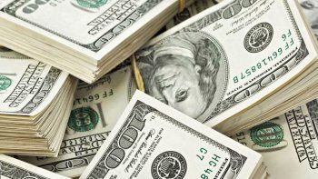 Mercado caliente: el dólar pegó un salto de 22 centavos y cerró en $25,47