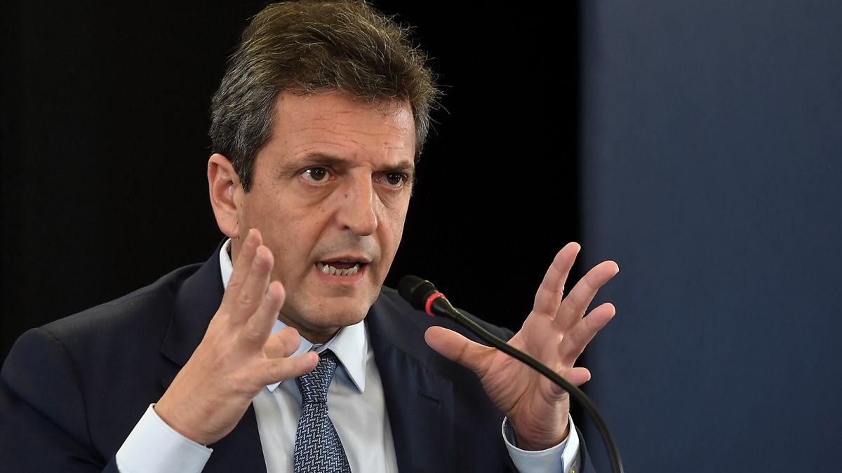 Sergio Massa se reunirá con Juan José Bahillo y autoridades del Senasa para evaluar medidas ante la emergencia de gripe aviar (Foto: Télam).