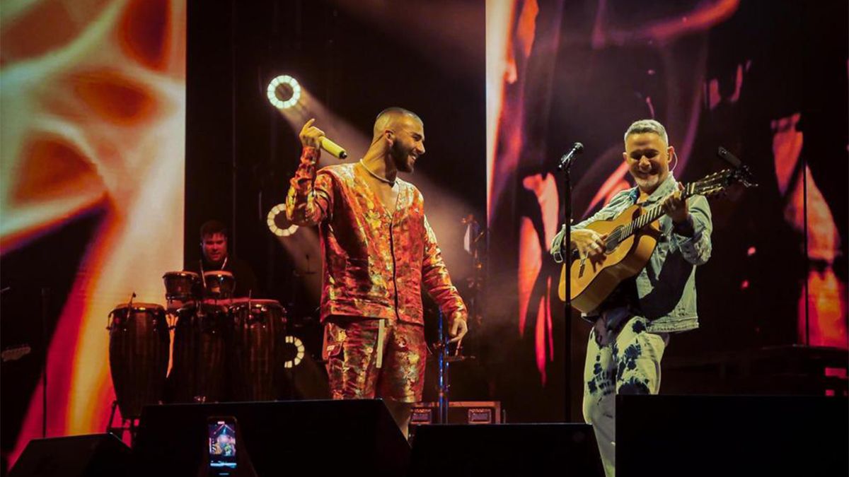 Manuel Turizo y Ale Sanz.jpg