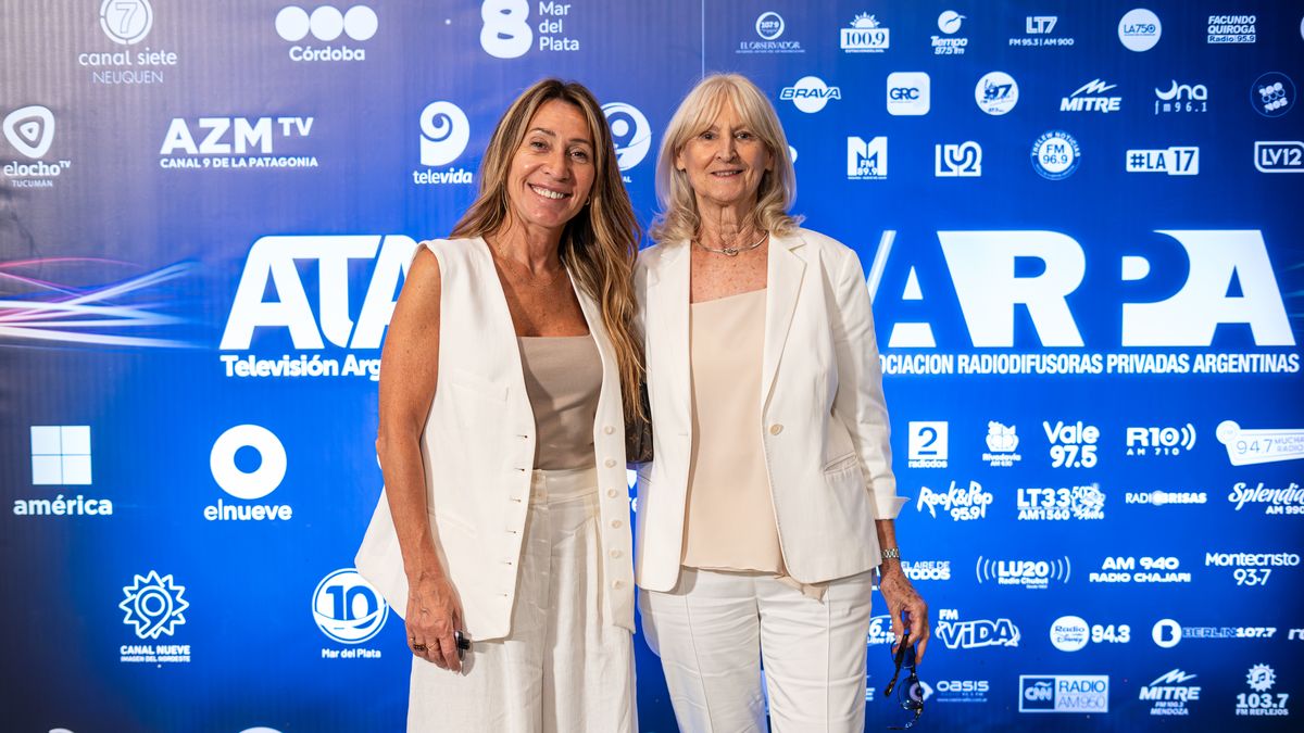 Marcela Patané y Marta Buchanan (La Red - America TV).jpg