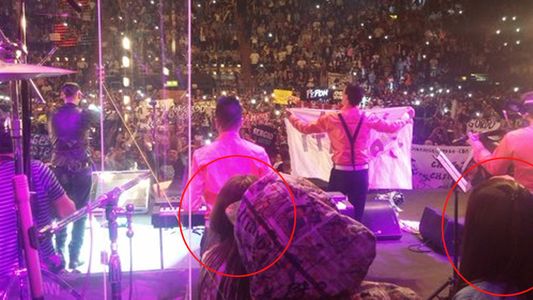 El reencuentro de Loly con Morena Rial en el escenario de Ulises Bueno