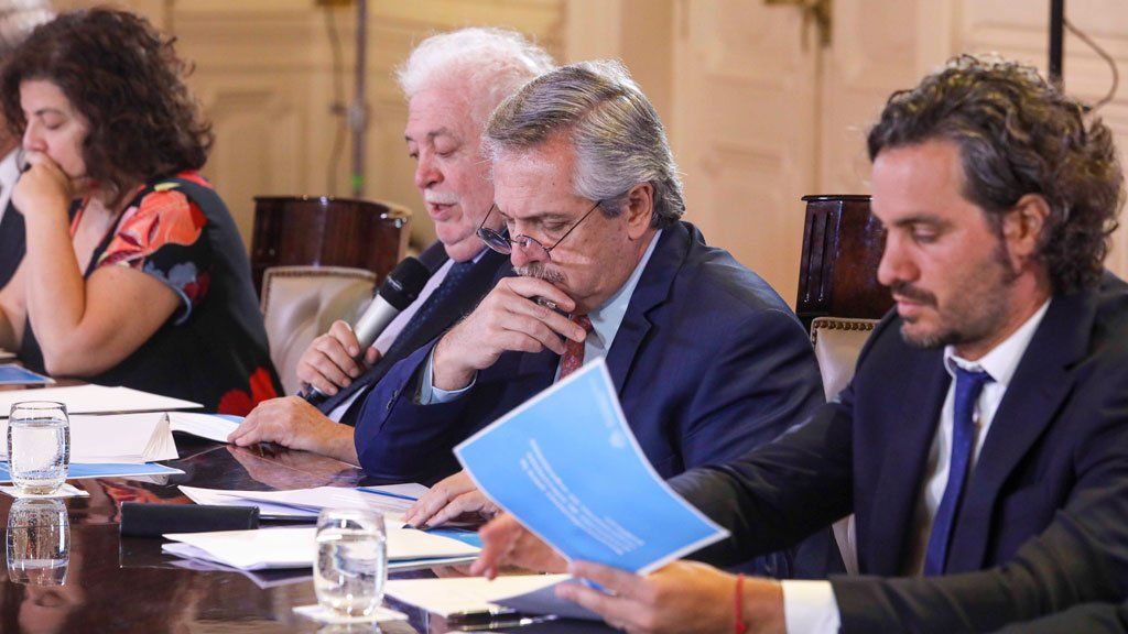 Coronavirus: El Gobierno anunciaría hoy la suspensión de las clases en todo el país