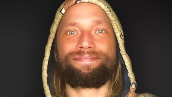 Maxim Lyutyi, el padre vgano condenado por dejar morir a su hijo de dos meses, alimentado solo con la luz solar. (foto: Gentileza Daily Mirror) Maxim Lyutyi, el padre vgano condenado por dejar morir a su hijo de dos meses, alimentado solo con la luz solar. (foto: Gentileza Daily Mirror)