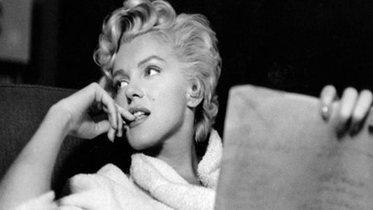 ¿Marilyn Monroe tuvo una aventura gay con chica de 16 años?