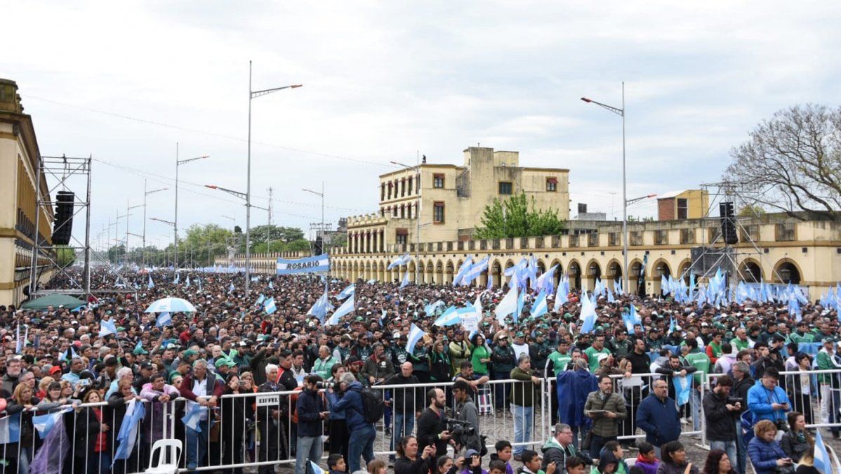 El arzobispo Radrizzani pidió perdón y dijo que no hubo intencionalidad política en la misa de Luján