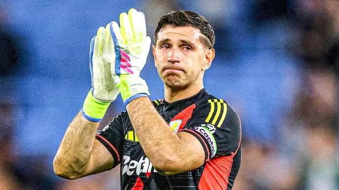 Dibu Martínez se emocionó en el triunfo del Aston Villa y crecen los rumores de despedida