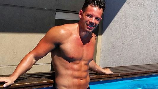 ¡El verano está que arde! Mariano Berón: en sus fotos más sexys e íntimas