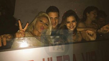 María del Mar ya se muestra a los besos con su nuevo novio