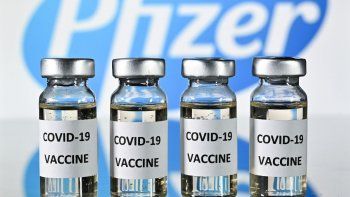 Reino Unido: advierten que las personas que sufren reacciones alérgicas significativas no deben aplicarse la vacuna de Pfizer