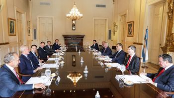 Alberto Fernández prometió a empresarios eliminar la doble indemnización cuando se reactive la economía