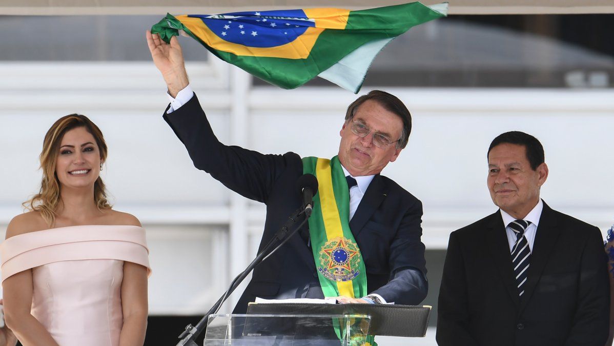 Desde el hospital, Bolsonaro pidió una solución por el atentado que sufrió