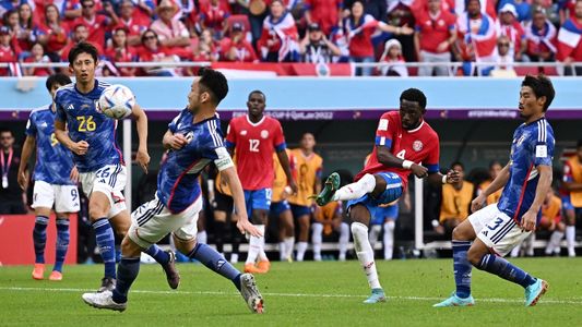 Costa Rica sorprendió y le ganó a Japón en un partido clave para la definición del Grupo E