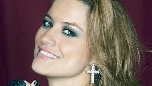 Lola Ponce cantará en el Monumento a la Bandera