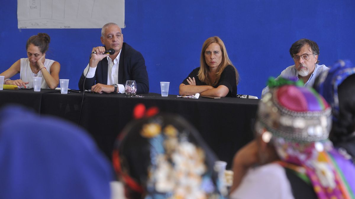 El Gobierno tuvo reuniones con mapuches y con vecinos de Villa Mascardi por el conflicto territorial. (Télam)