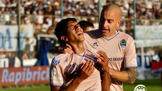 Boca, con la cabeza en la Copa, jugó mal y perdió 2-1 con Gimnasia en La Plata