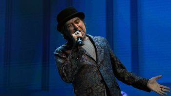 Joaquín Sabina salió de terapia intensiva tras su accidente sobre el escenario