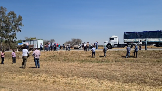Sigue la tensión: productores realizan un nuevo corte de ruta en Tucumán y se suma otro en Córdoba