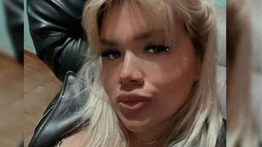 Morena Rial reapareció en las redes con un escote sensual y un enigmático mensaje